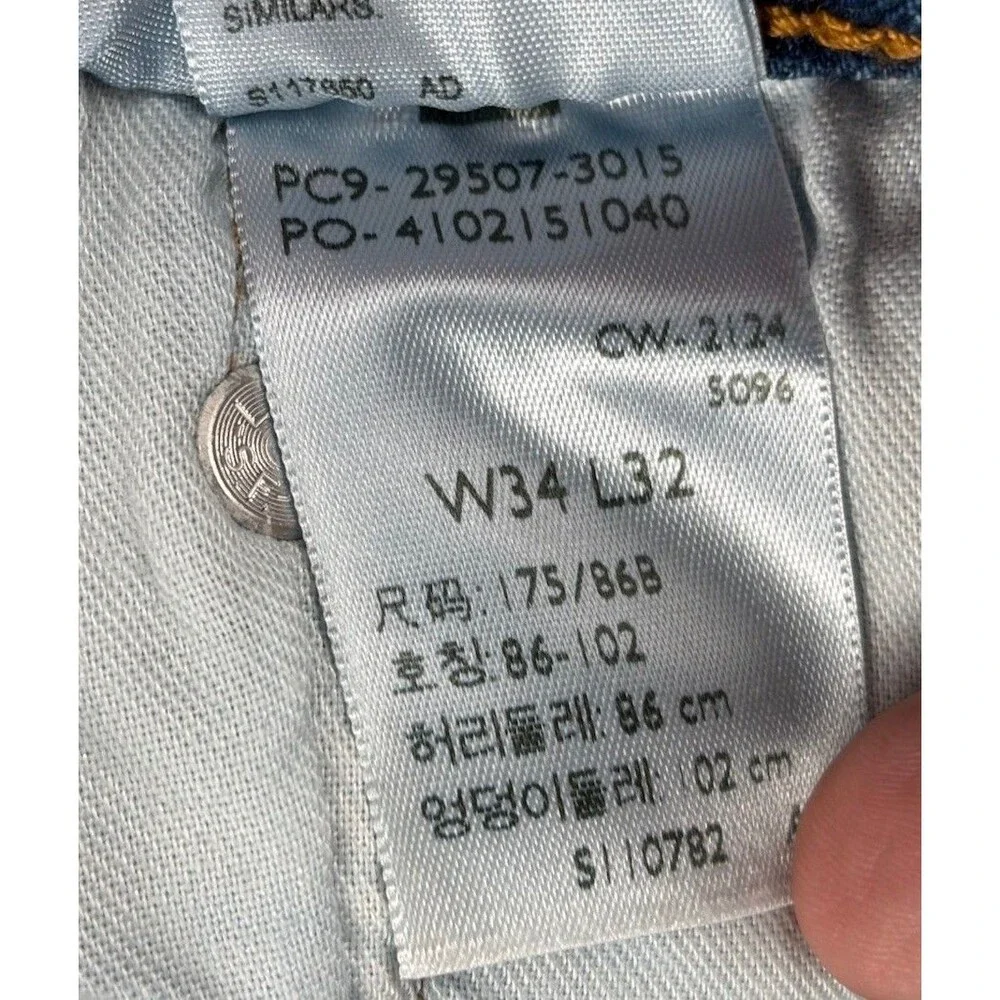 Levi's 502 Jeans Mens 34x32 Blue Medium Wash Slim Tapered Denim Zip Fly 5 Pocket